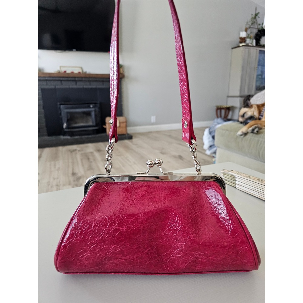 Nine West Magenta Pink Crinkle Patent Kiss Lock Frame Shoulder Bag Retro Style